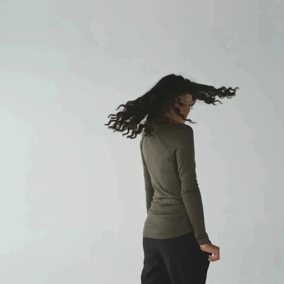 Lululemon Sunshine Coast Long SleeveFatigue Green - Picture 3 of 9